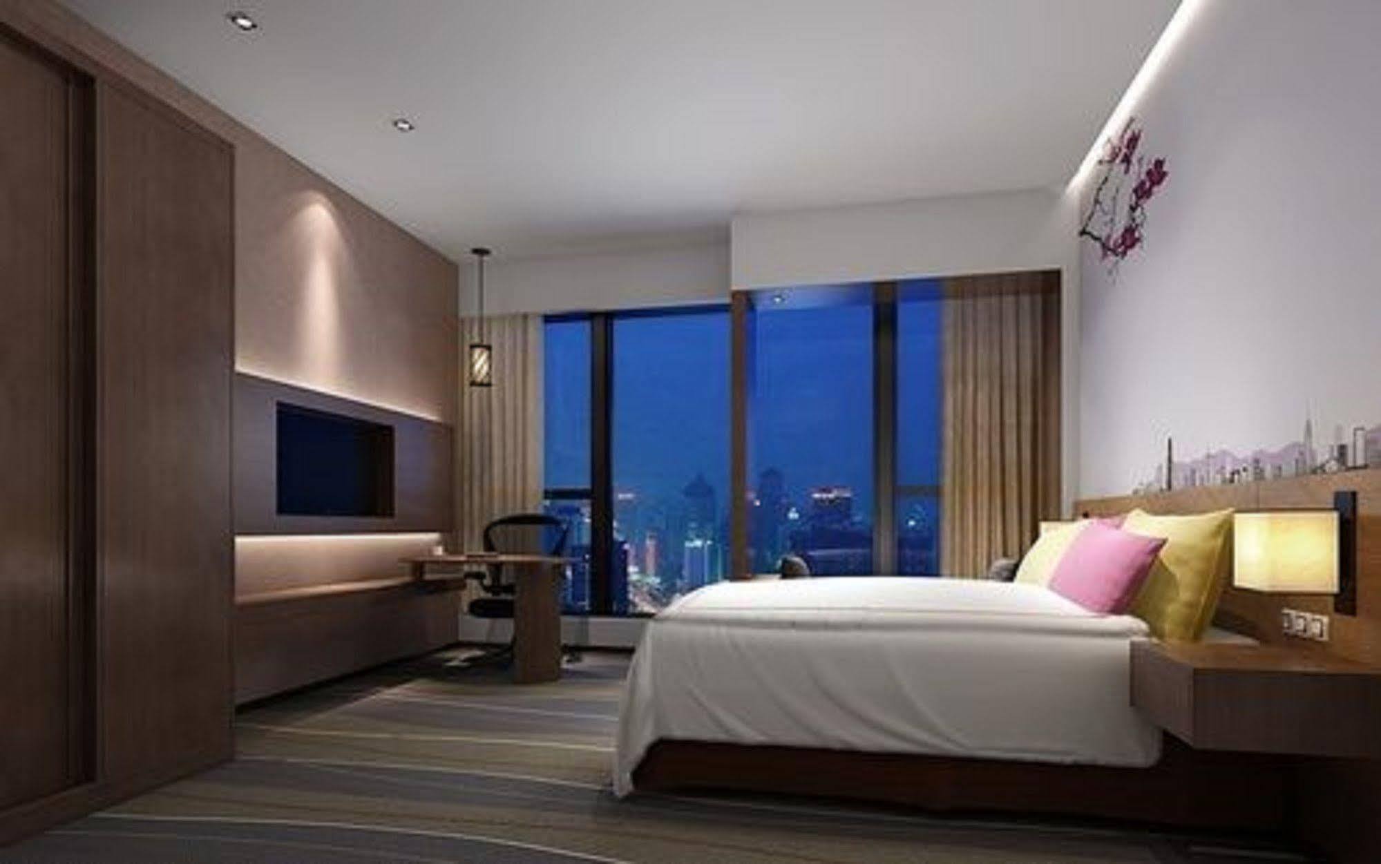 Hilton Garden Inn Hong Kong Mongkok Buitenkant foto